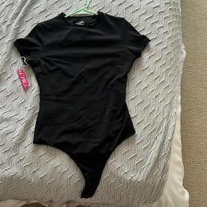 NWT Pumiey Black Short Sleeve Bodysuit - Size M